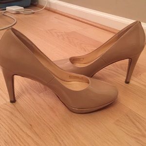 Cole Haan Nike Air Chelsea Patent Platform Pump